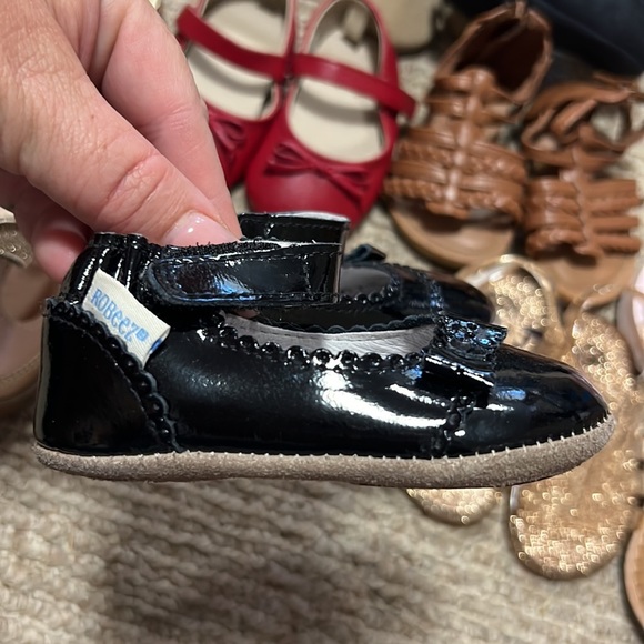 Lot bundles baby girl shoes size 3 robeez stride rite old navy wonder nation 💕 - Picture 4 of 9